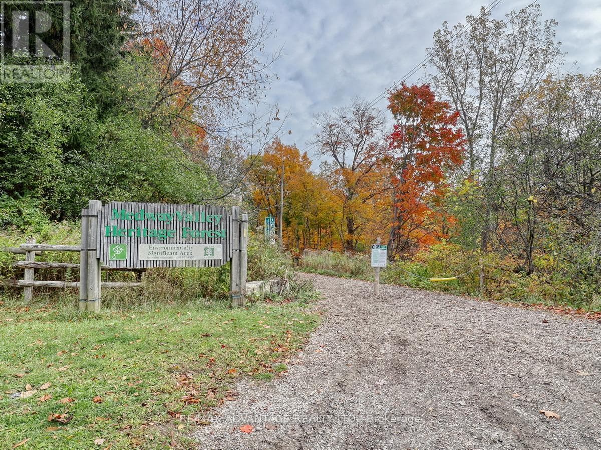 110 WHITEACRES DRIVE photo 5