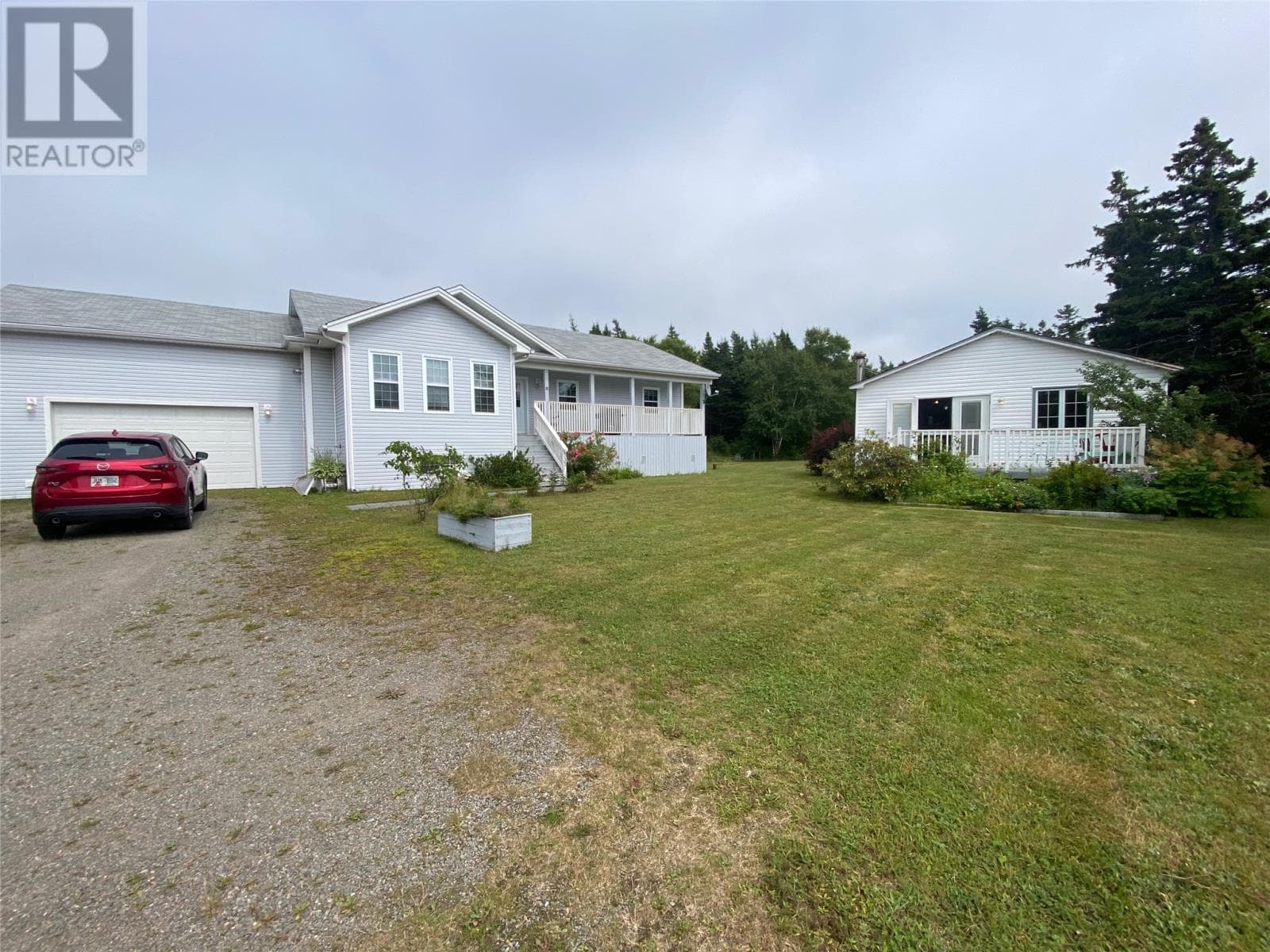 533 Main Road photo 3