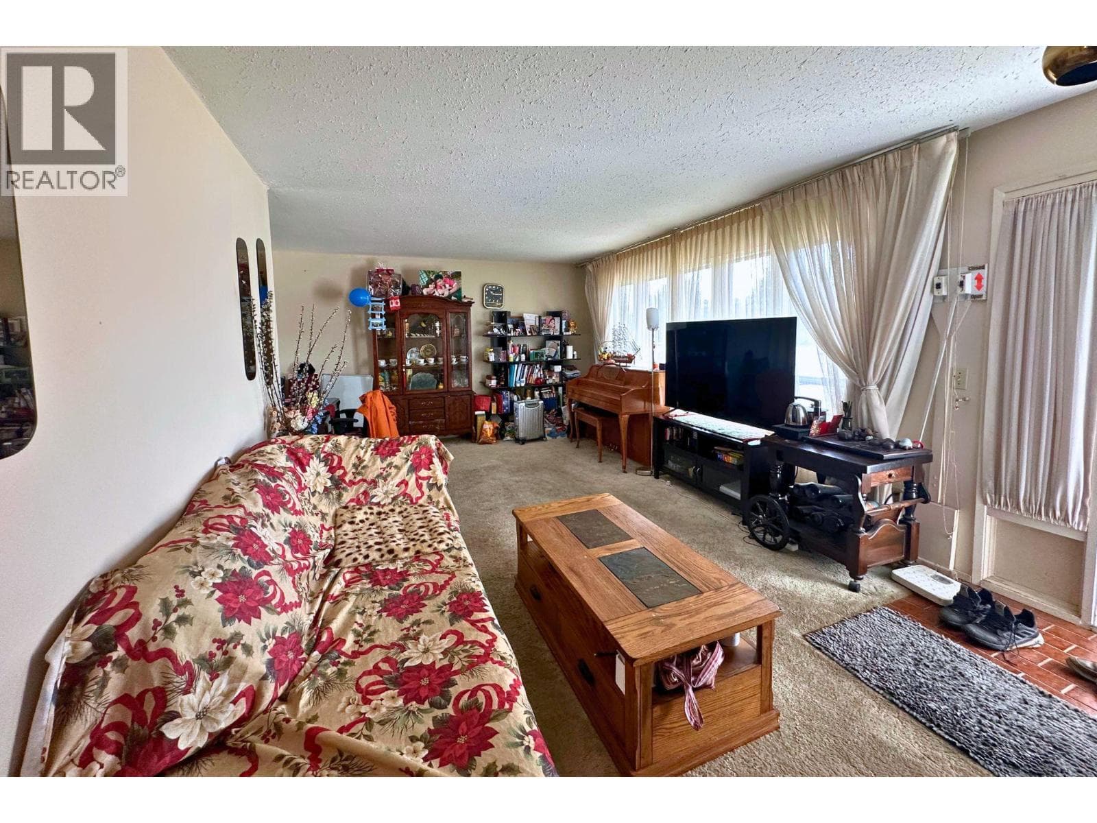 1456 Springfield Road photo 5