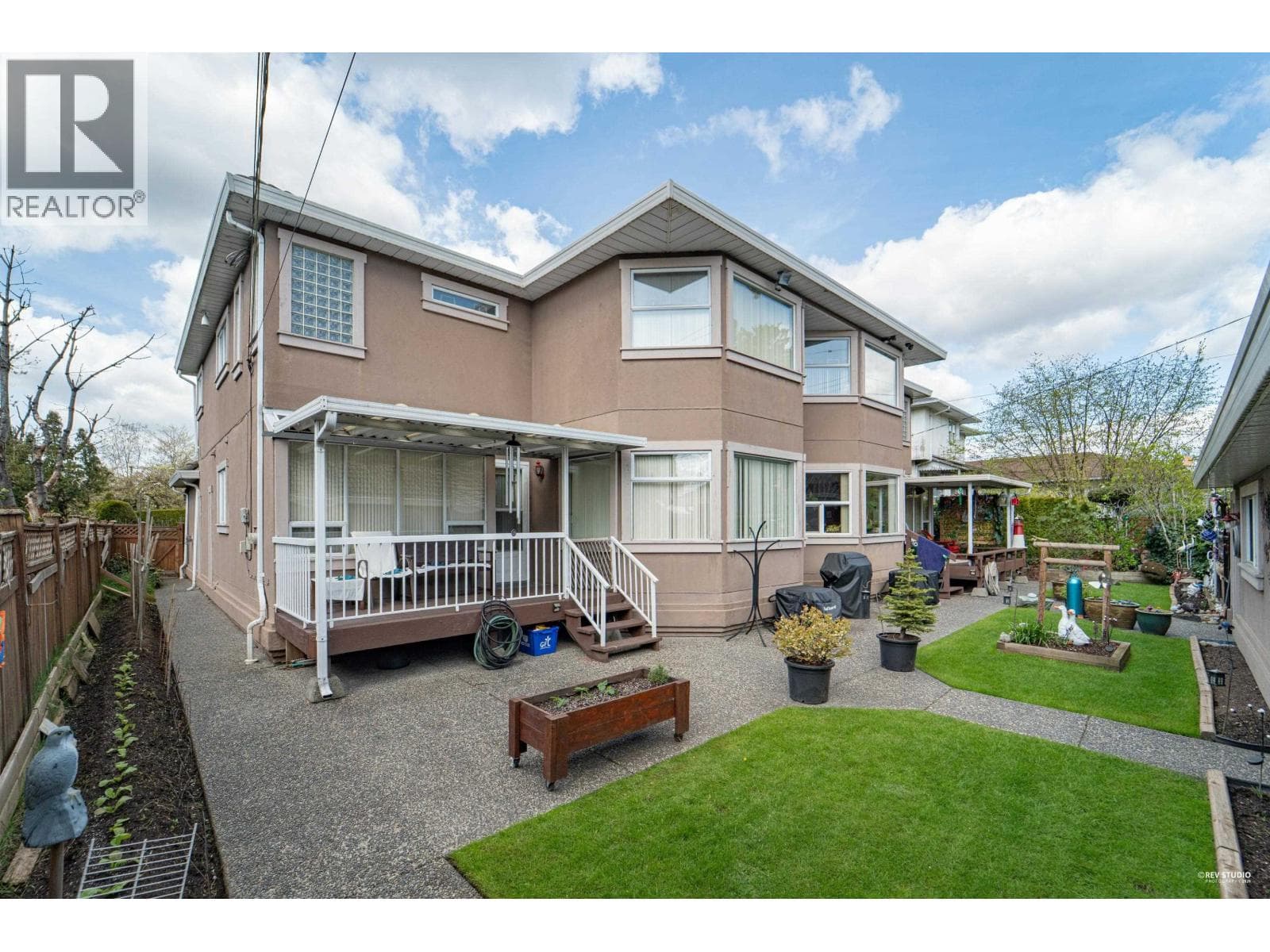 5480 CAMBIE STREET photo 4