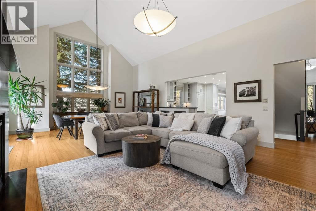 17, 1359 69 Street SW photo 4