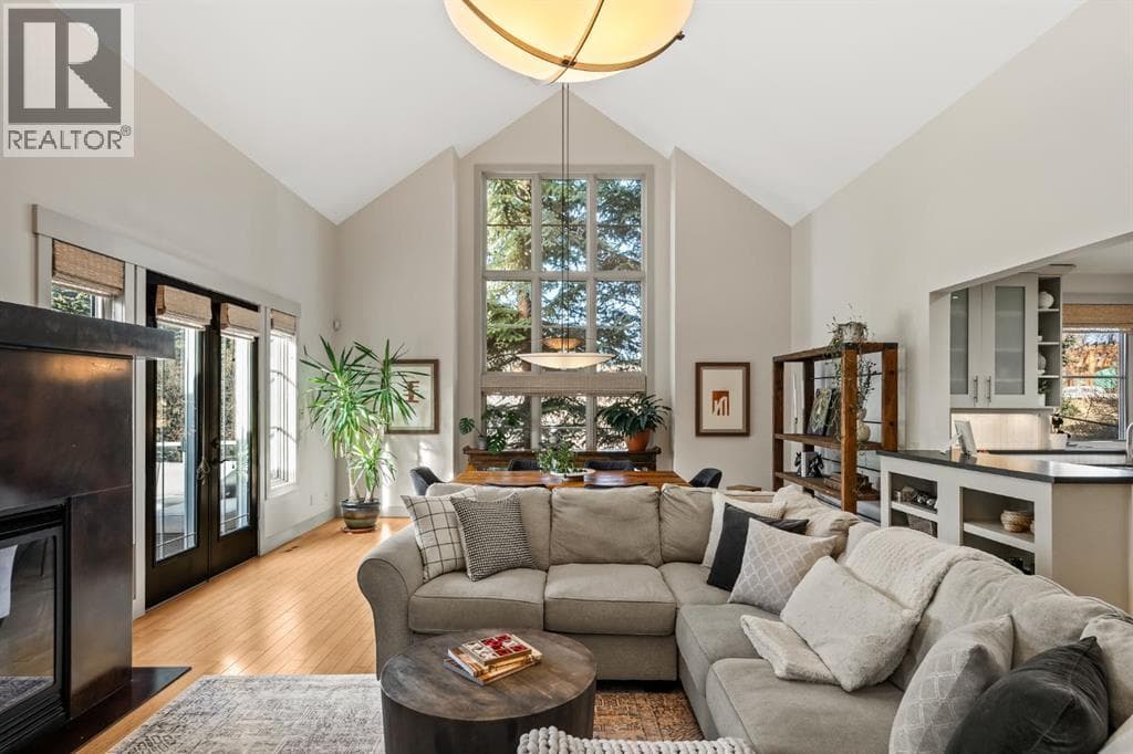 17, 1359 69 Street SW photo 5
