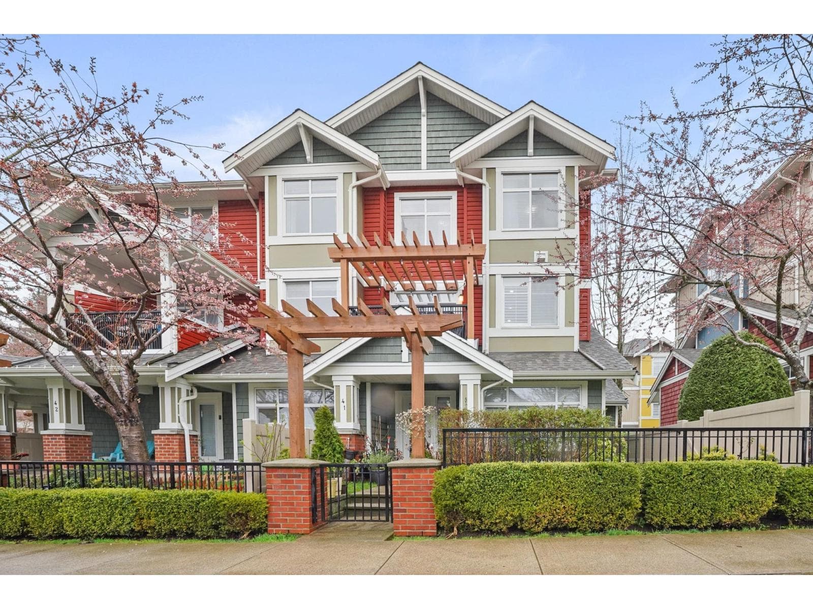 41 6036 164 STREET photo 4