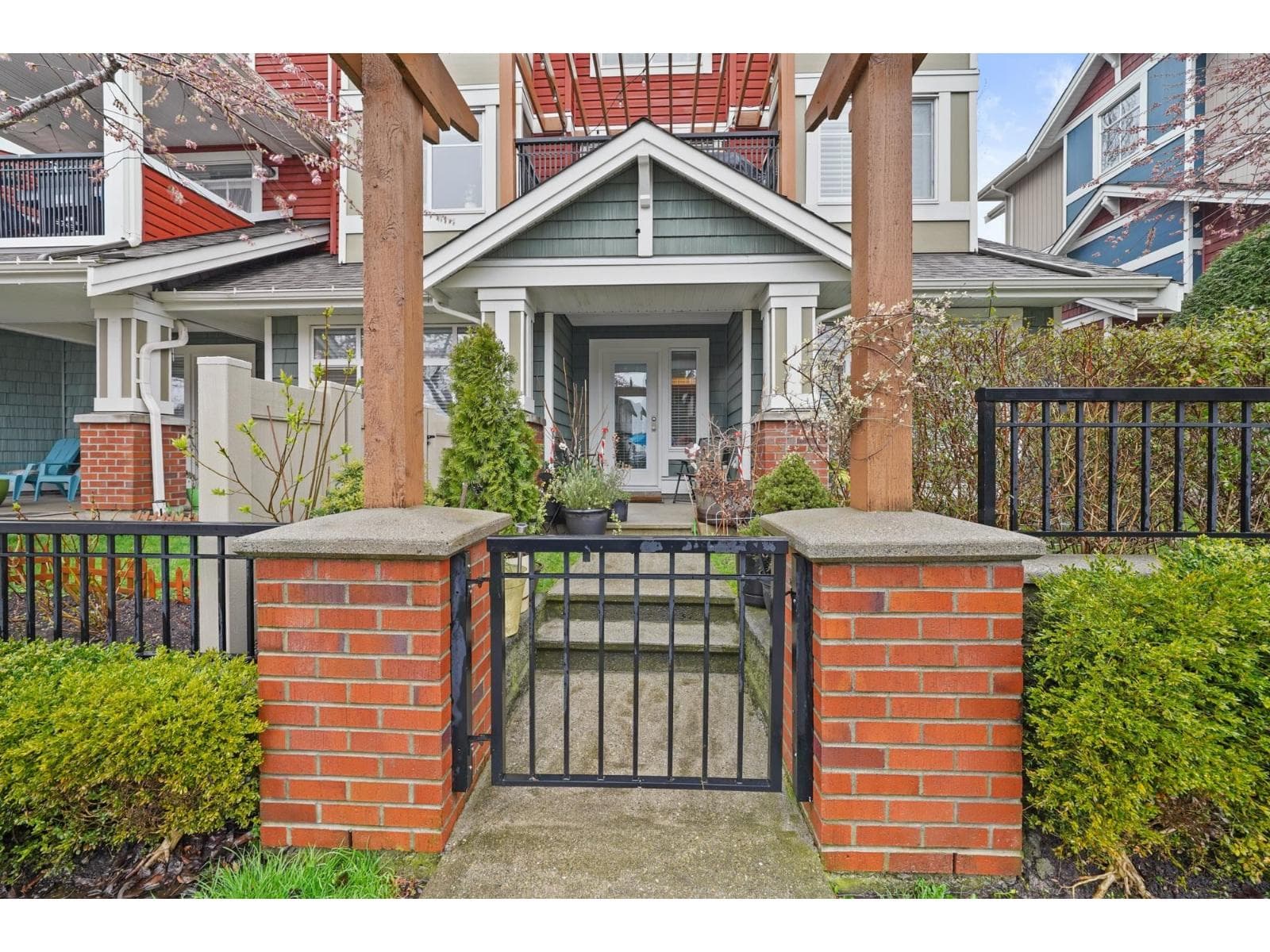 41 6036 164 STREET photo 3