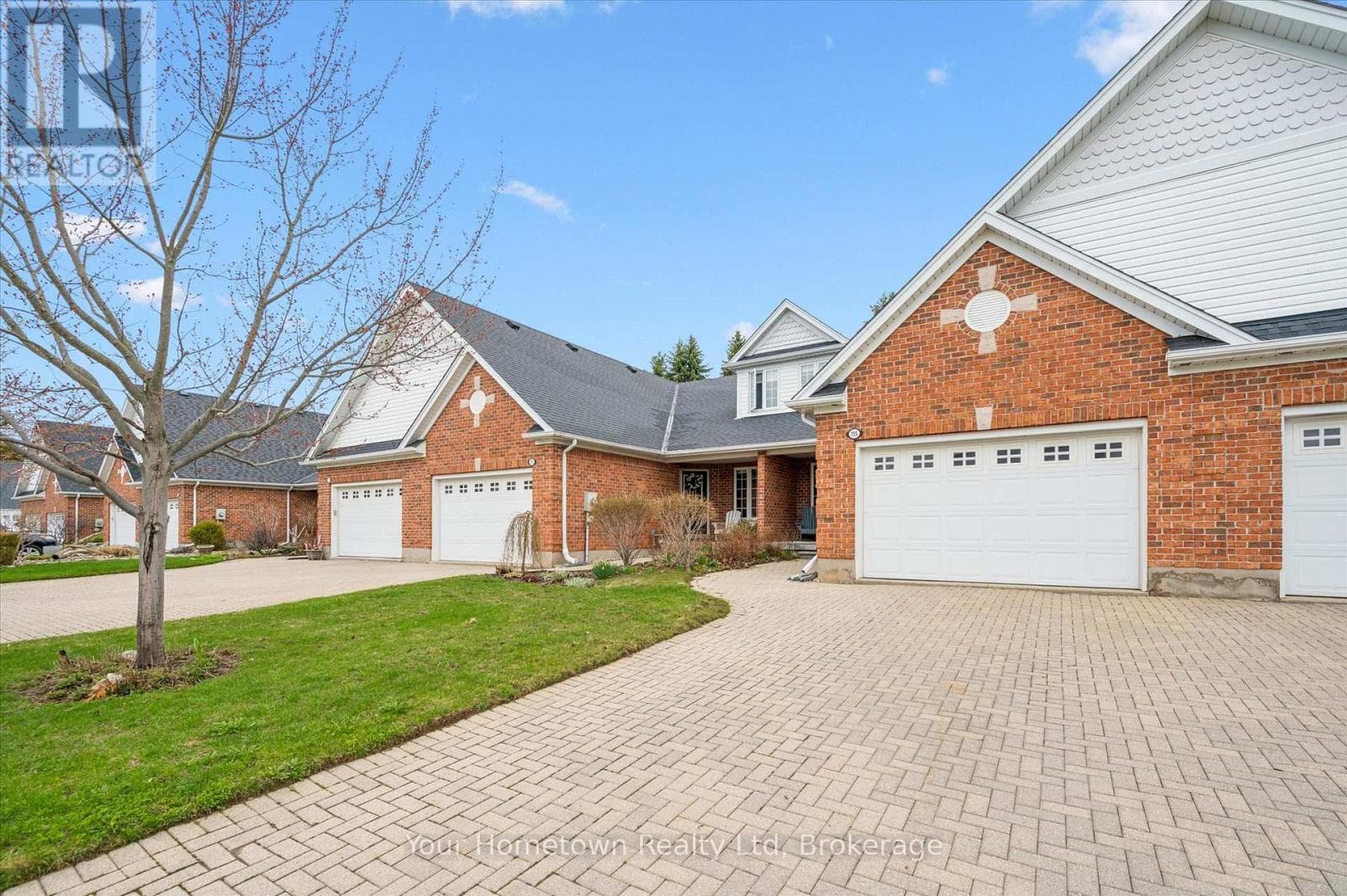 115 RIVERWALK PLACE photo 3