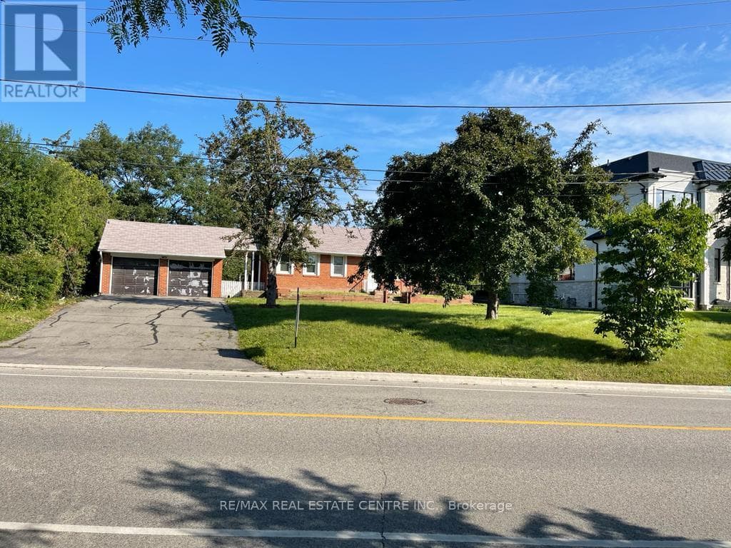 2431 THORN LODGE DRIVE photo 2