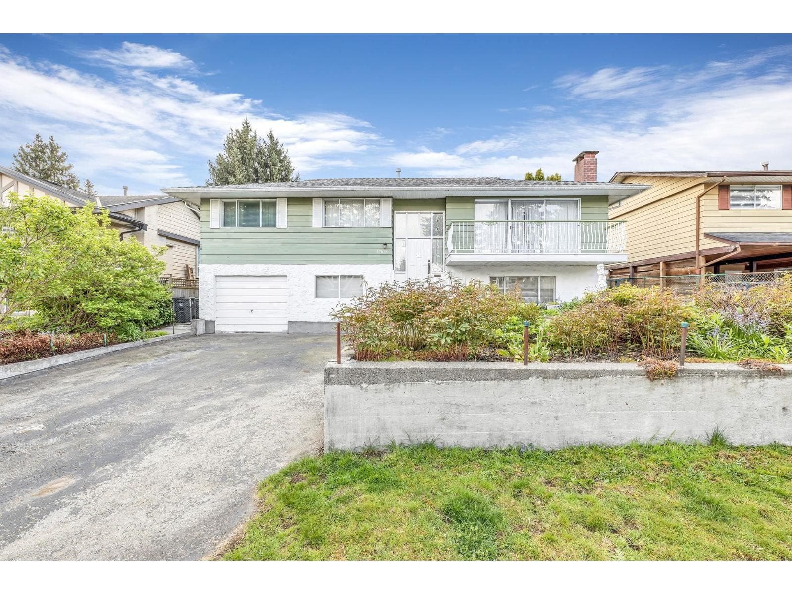 13886 78 AVENUE photo 4
