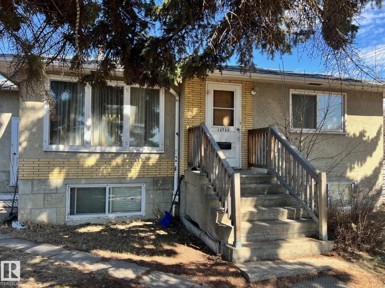 12720 135 AV NW photo 2
