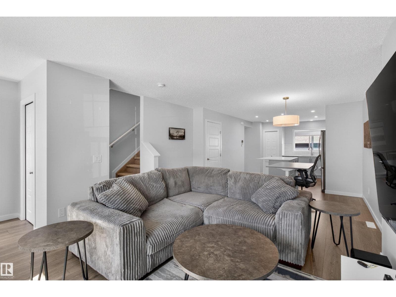 2422 TRUMPETER WY NW photo 3