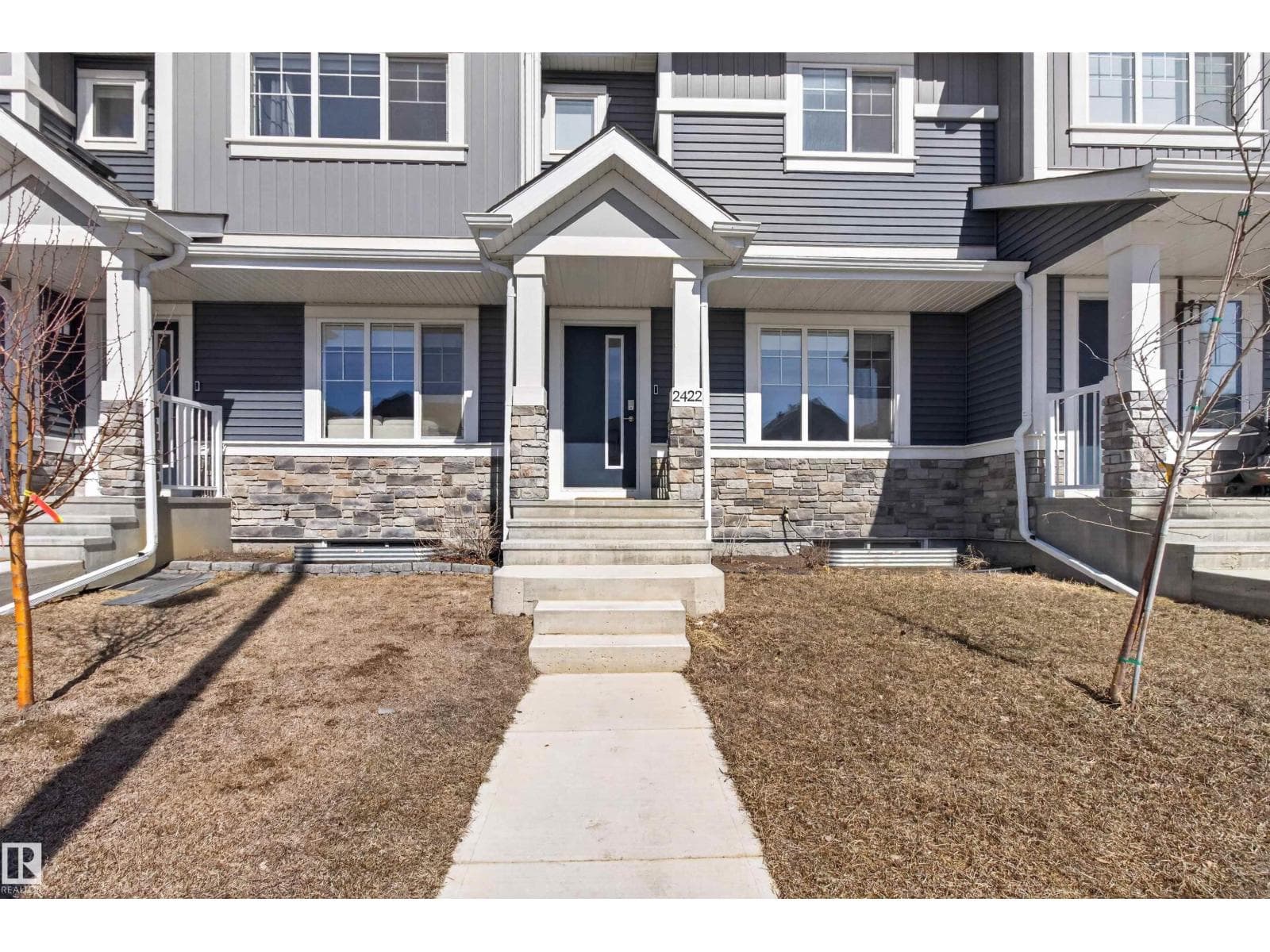 2422 TRUMPETER WY NW photo 2
