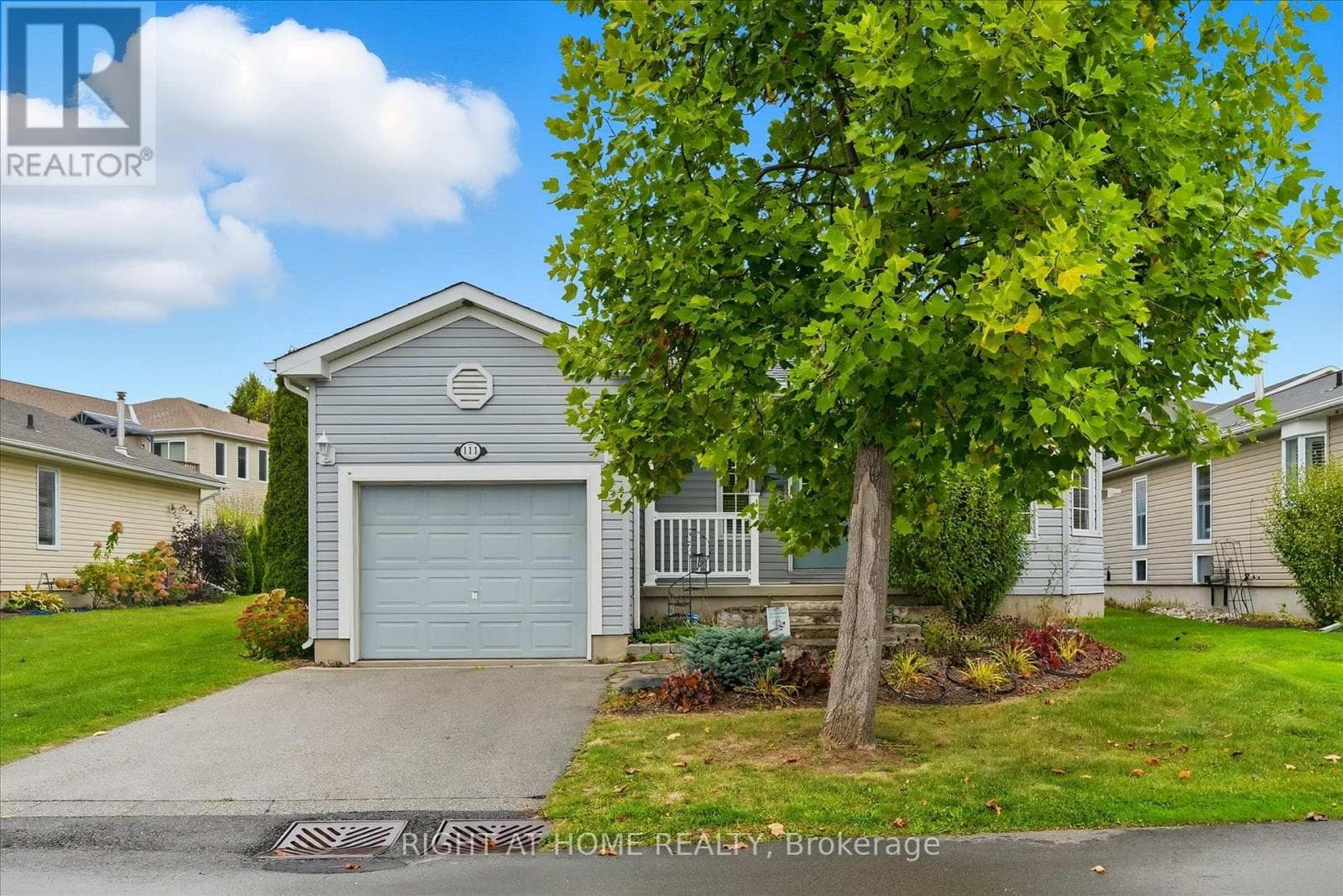 111 GRACEHILL CRESCENT photo 2