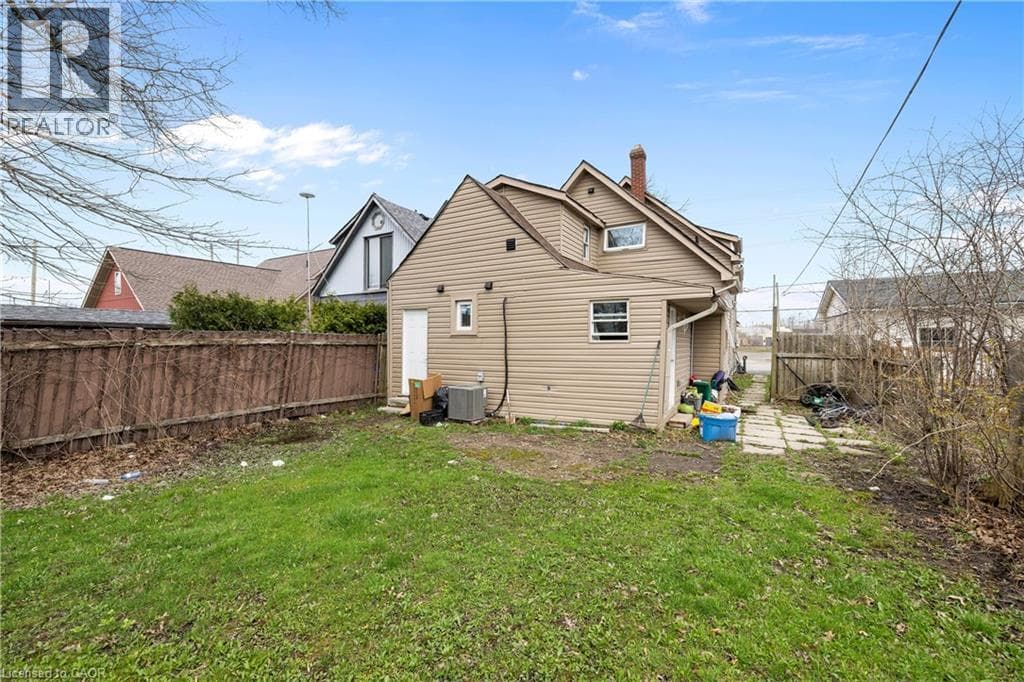 313 GILMORE Road photo 3