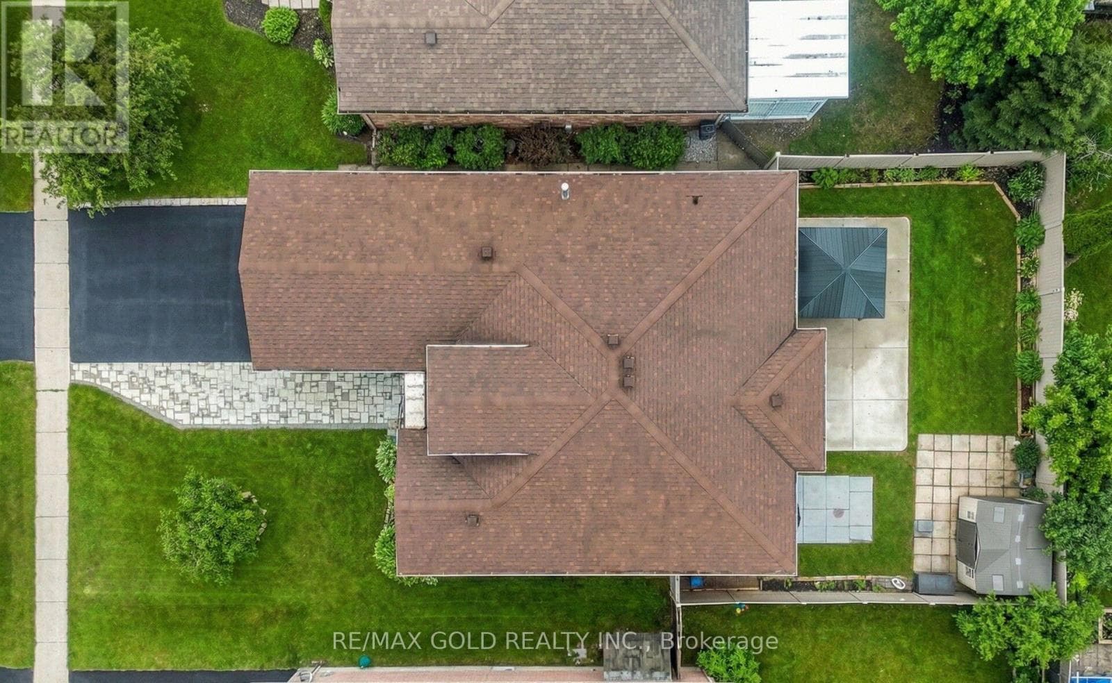 68 BENSON DRIVE photo 4