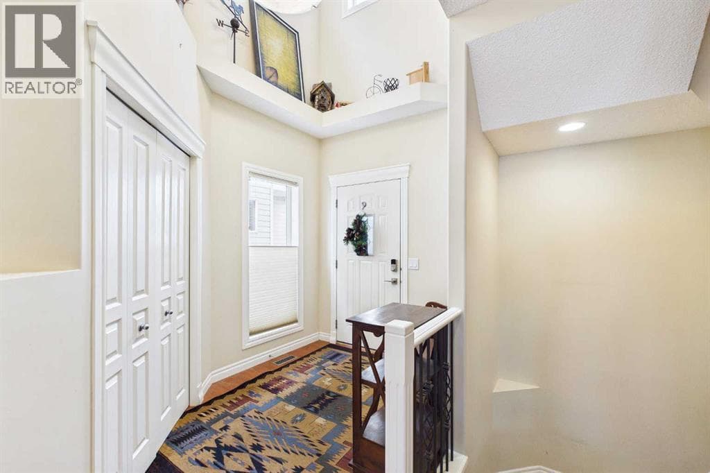 167 Evanston View NW photo 4