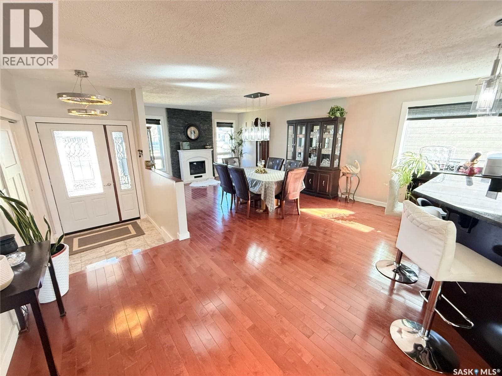 787 Brimacombe DRIVE — photo 3