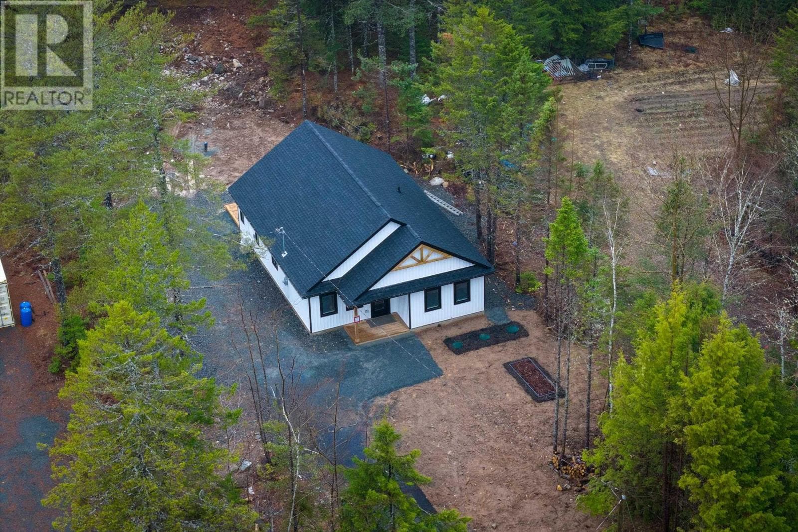 977 Cooks Brook Road photo 5