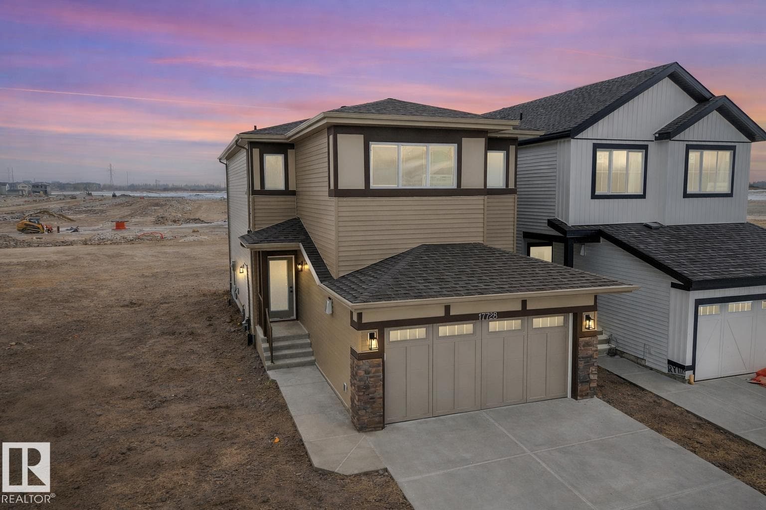 3 bed 3 bath single family at 17728 7 ST NE — $550,000