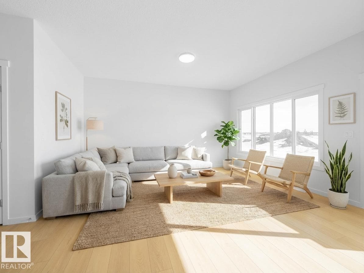 6957 176A AV NW photo 2