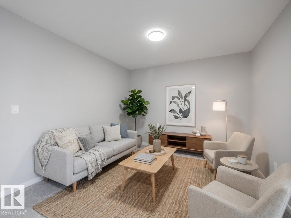 1040 14 AV NW photo 4