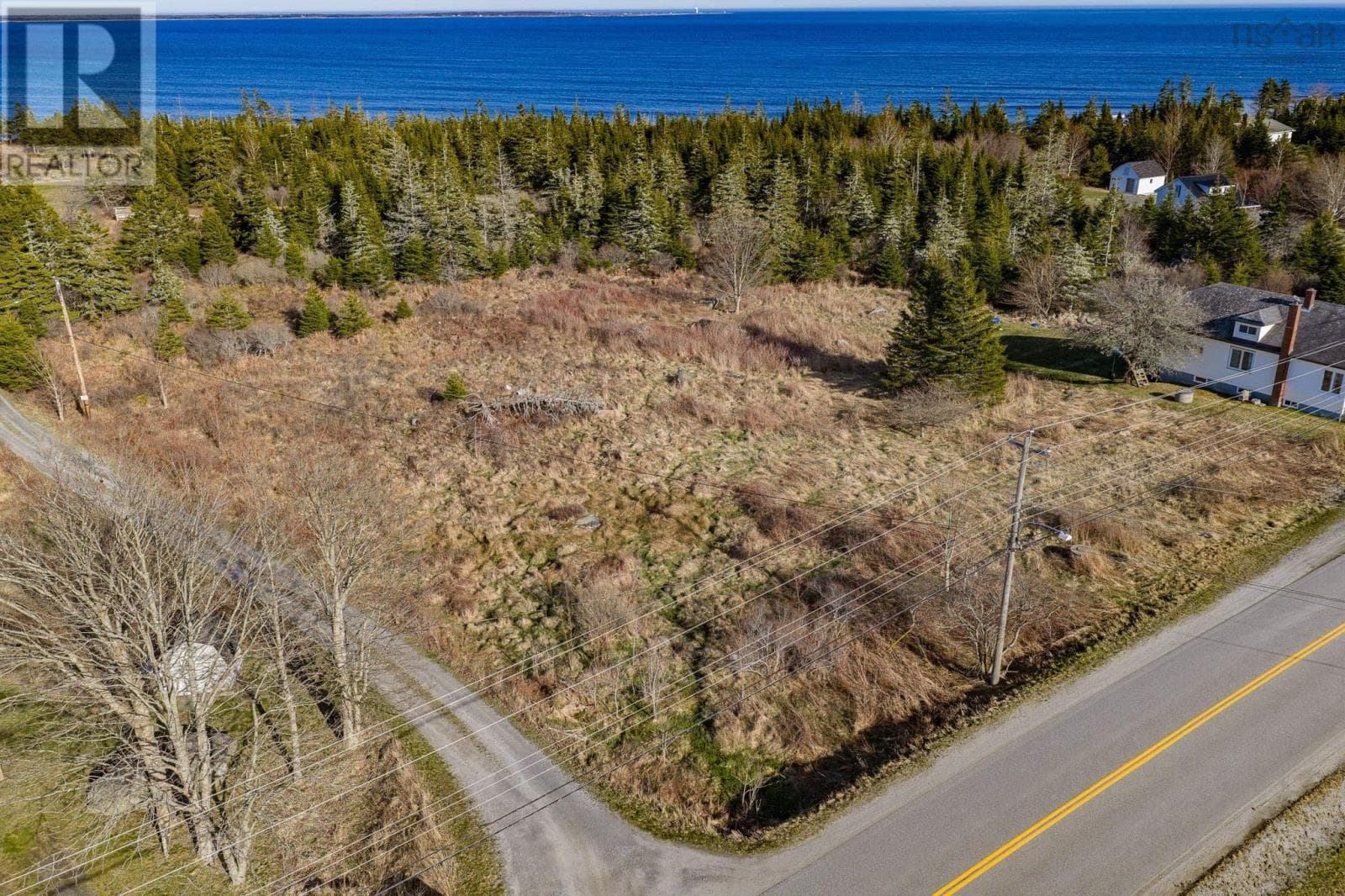 1057 Stoney Island Road photo 2