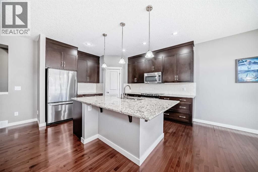 112 Chaparral Valley View SE photo 3