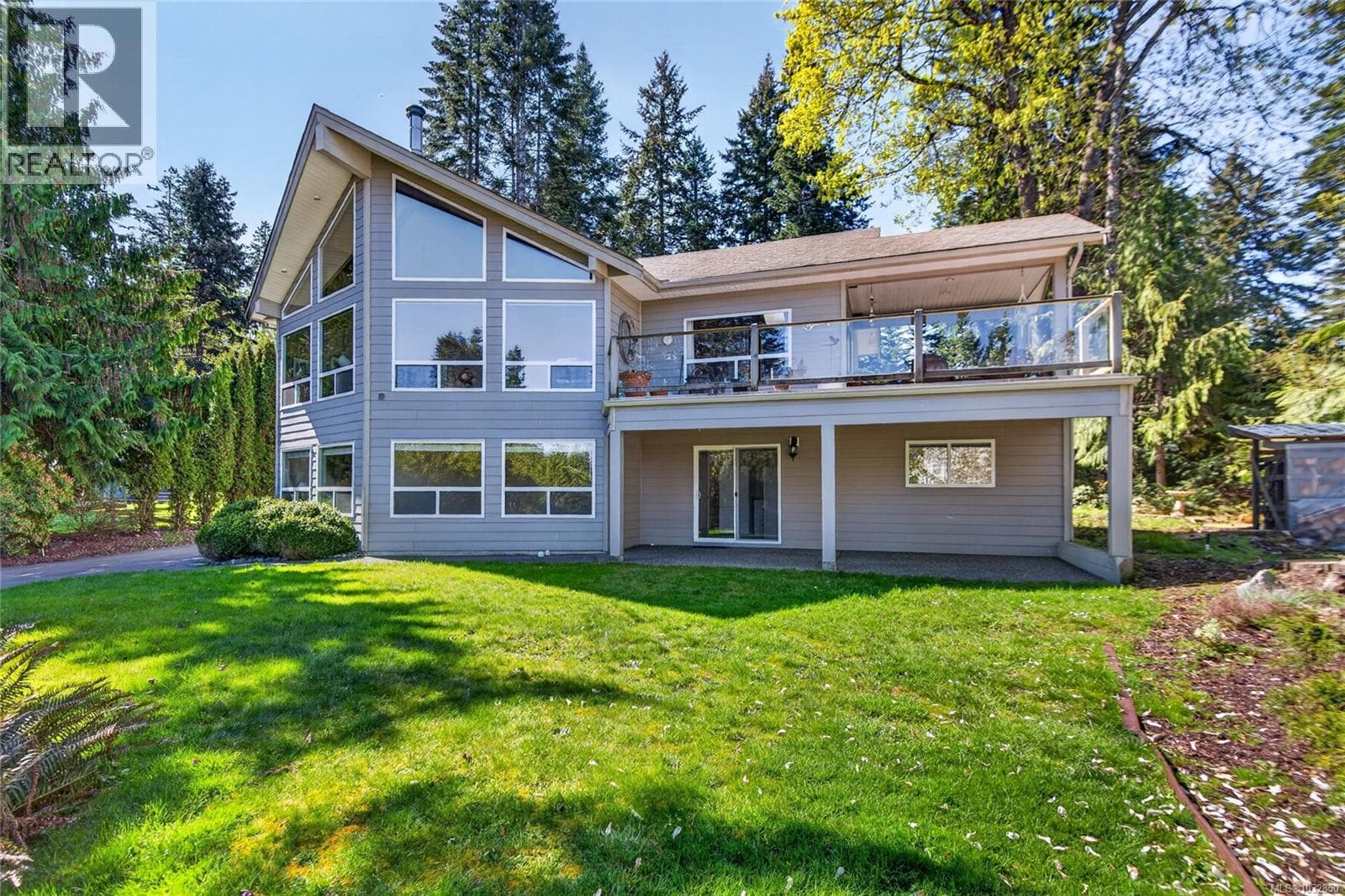 4594 Maple Guard Dr photo 7