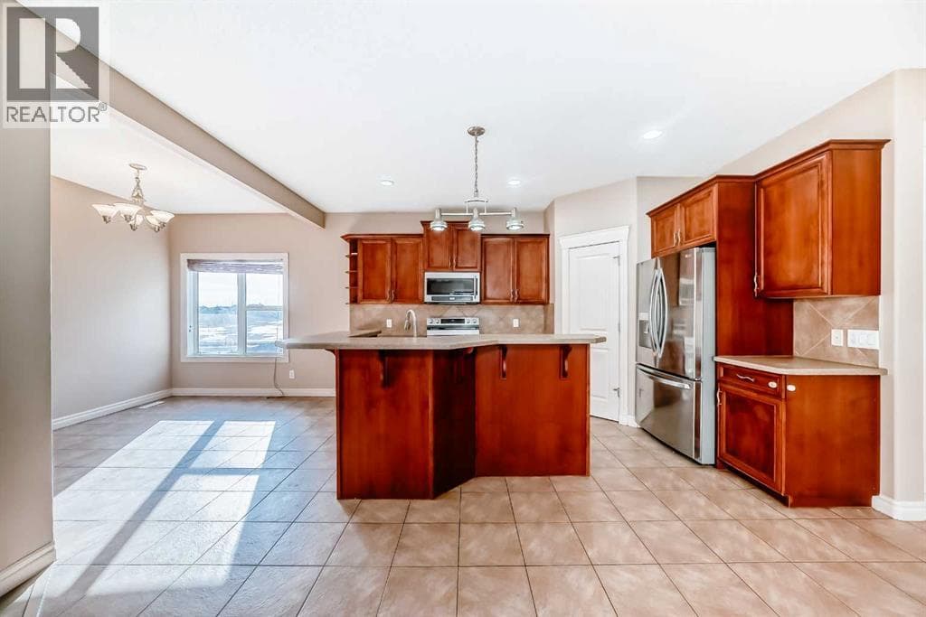 36 Saddleland Court NE photo 5