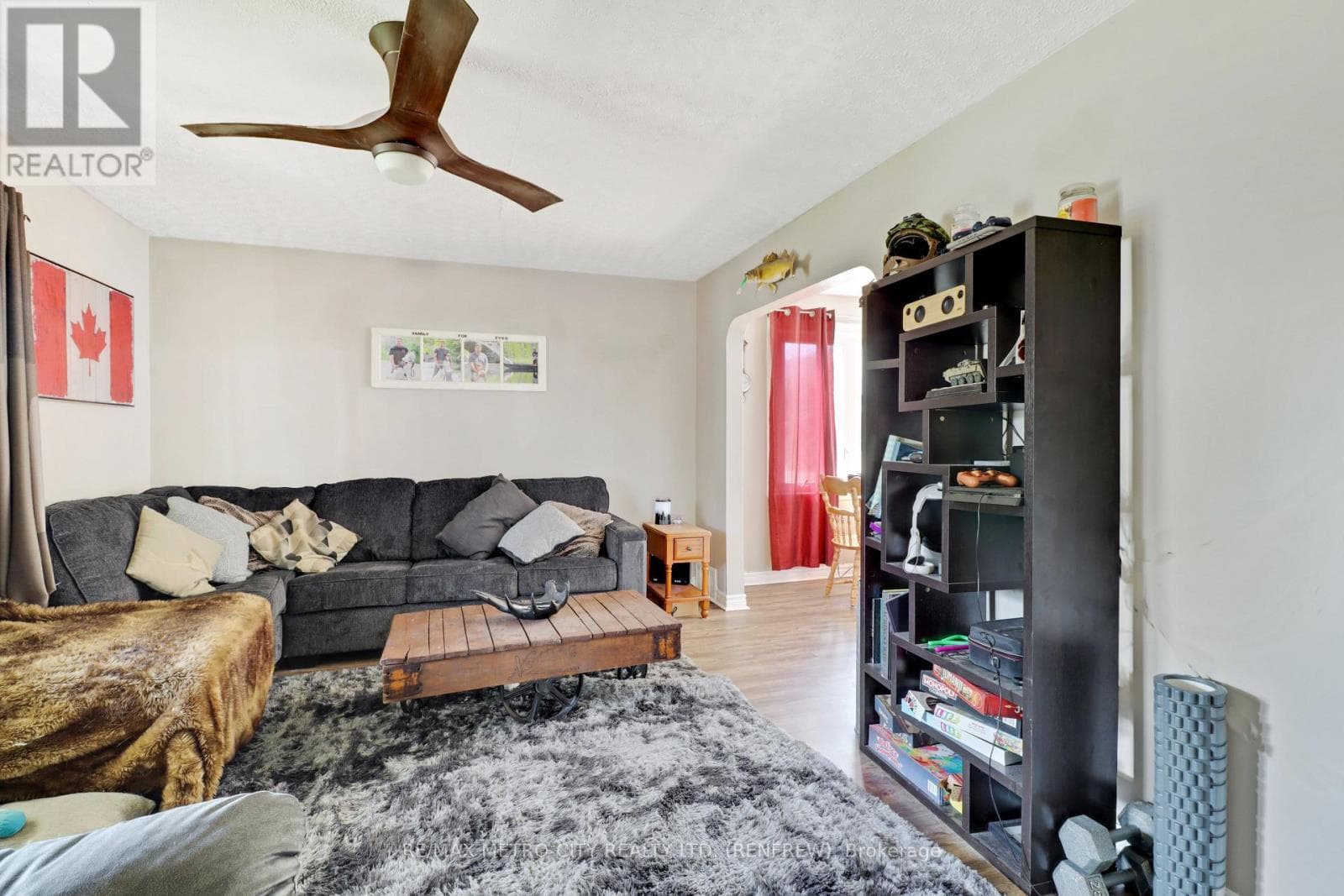362-370 BALDWIN STREET photo 5