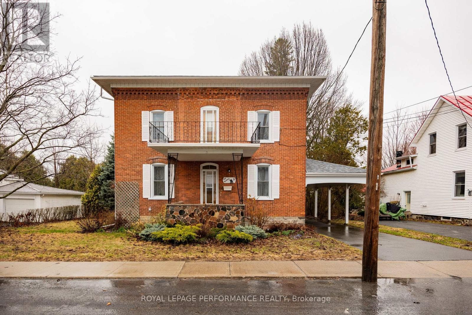 11 PETER STREET photo 2
