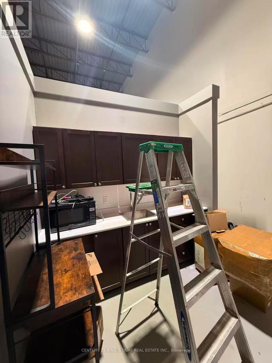 7 - 90 A CENTURIAN DRIVE photo 5