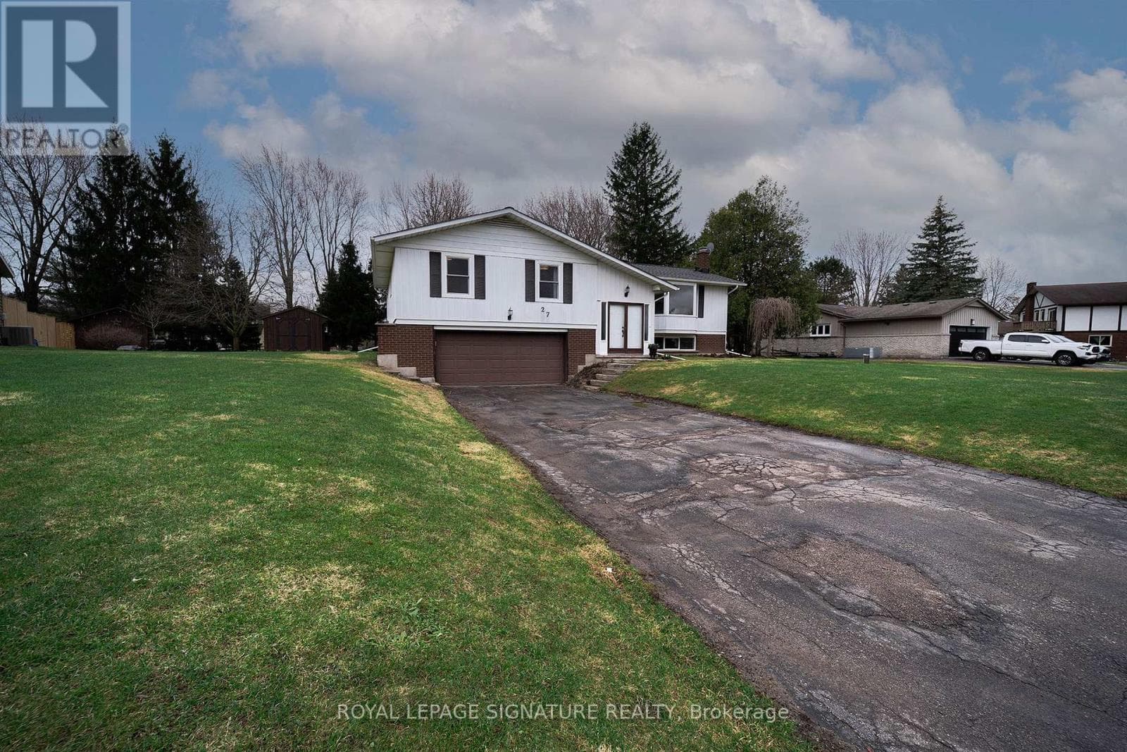 27 SUNSET DRIVE photo 4