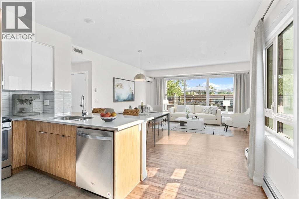 319, 120 18 Avenue SW photo 4