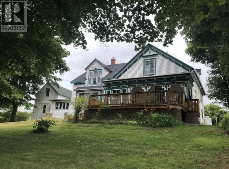 6 bed 2 bath single family at 30 Lovers Lane — $449,000