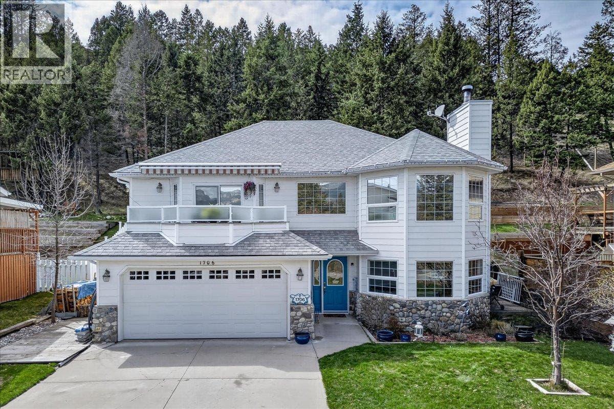 4 bed 3 bath single family at 1706 15TH Avenue — $859,000