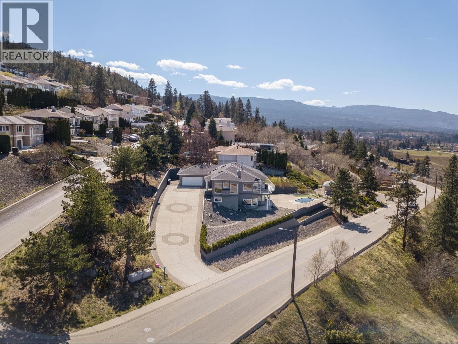 845 Toovey Road photo 4