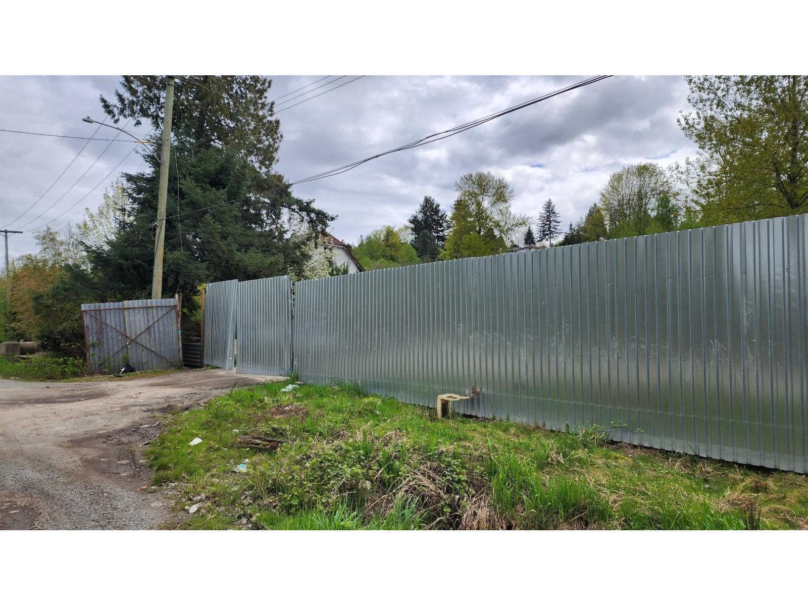 13858 117 AVENUE photo 2