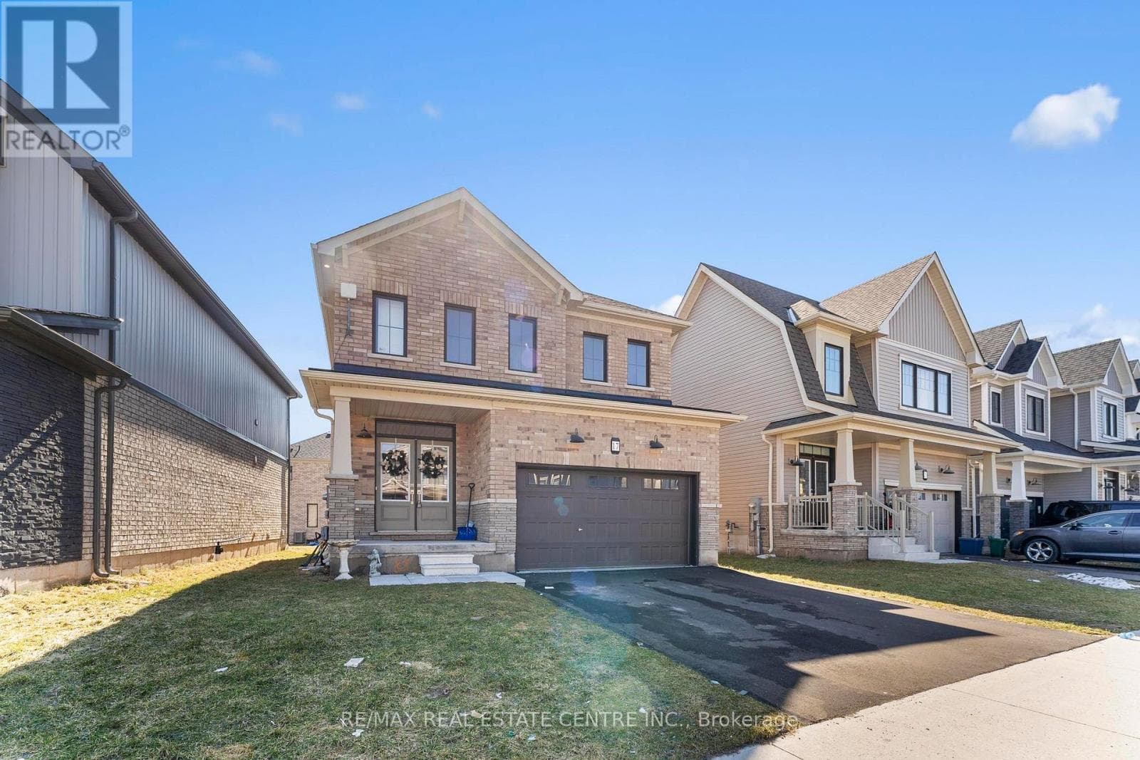 17 DOWNRIVER DRIVE photo 2