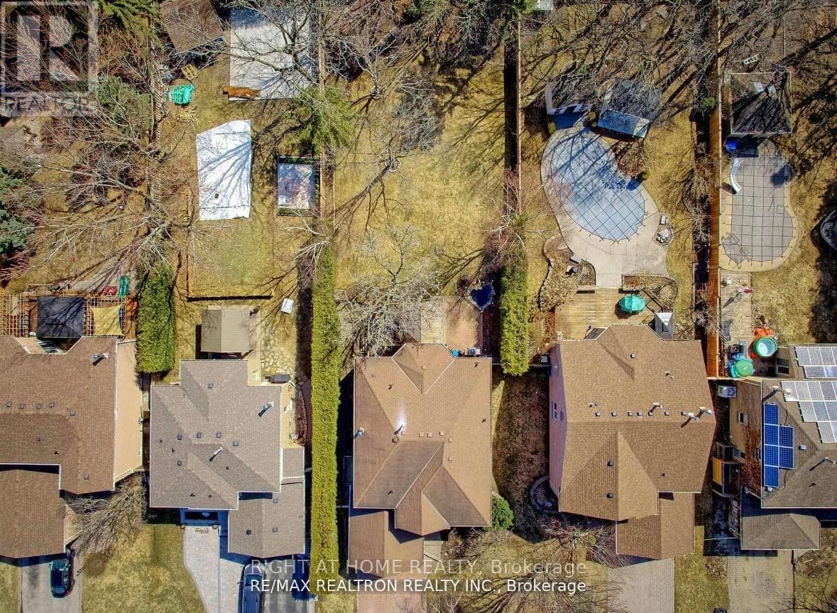 236 MCCAFFREY ROAD photo 3