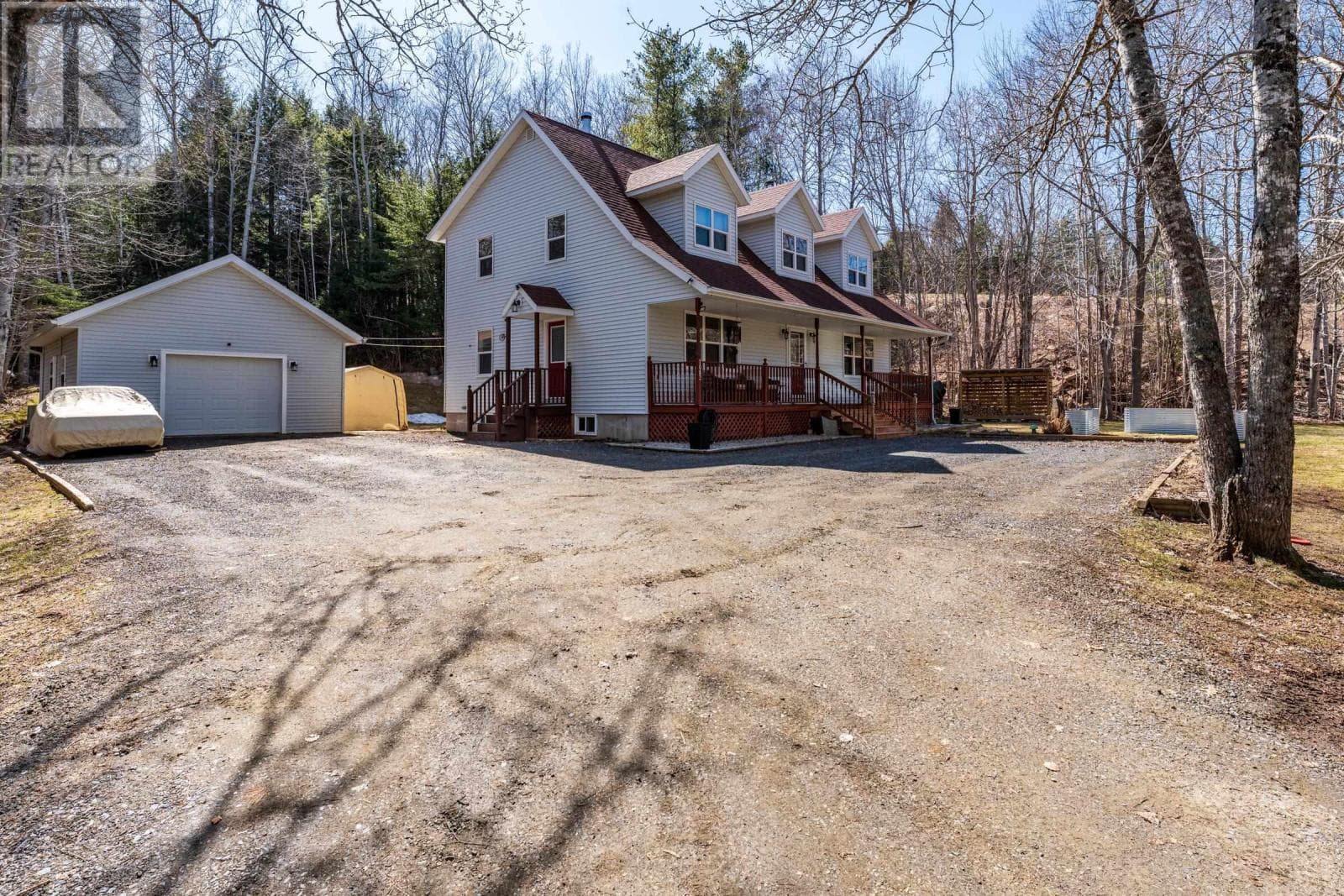1082 Meadowvale Road photo 2