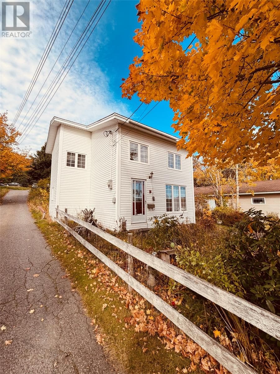 4 bed 1 bath single family at 16 Country Road — $139,500