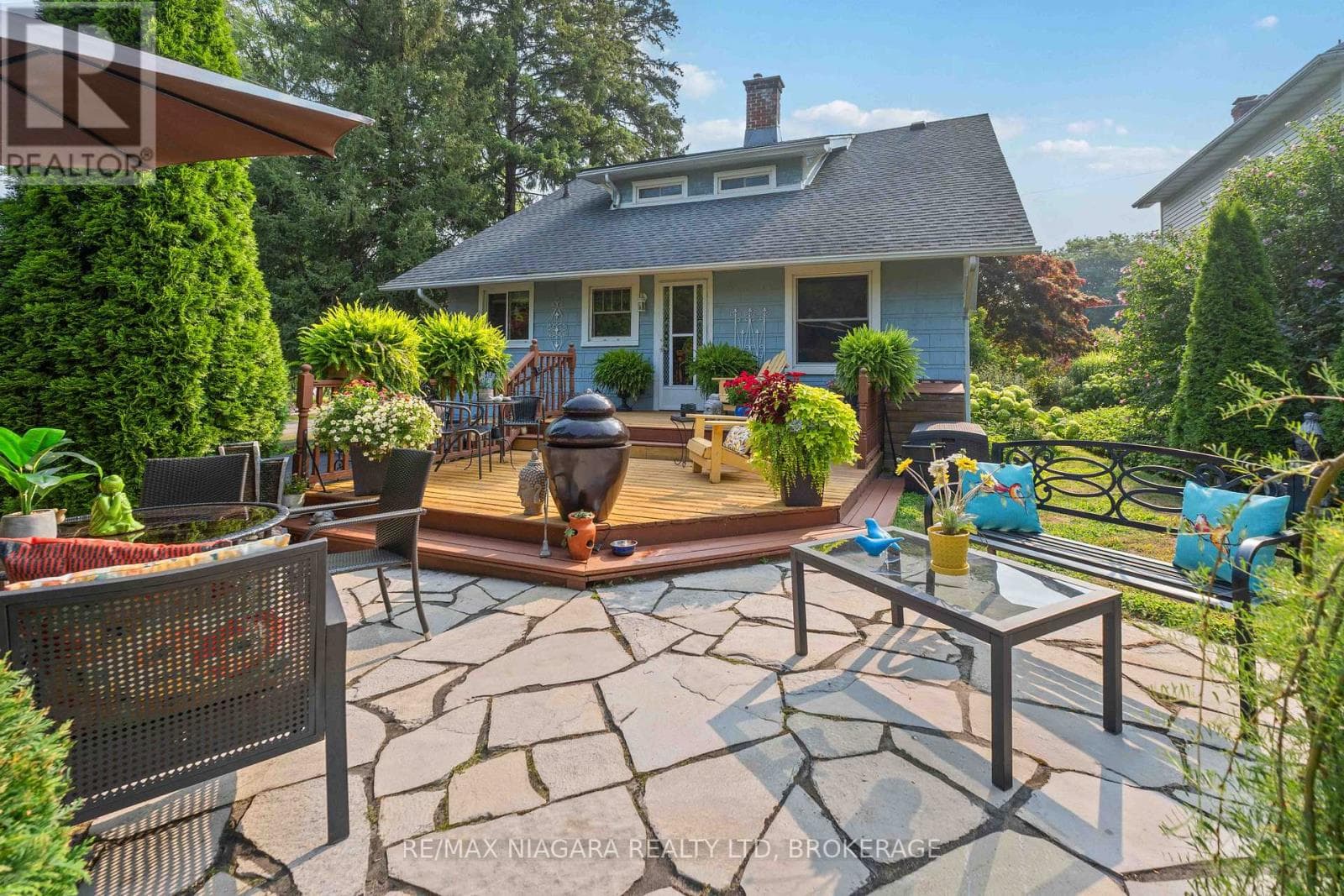 5761 PRINCE EDWARD AVENUE photo 3