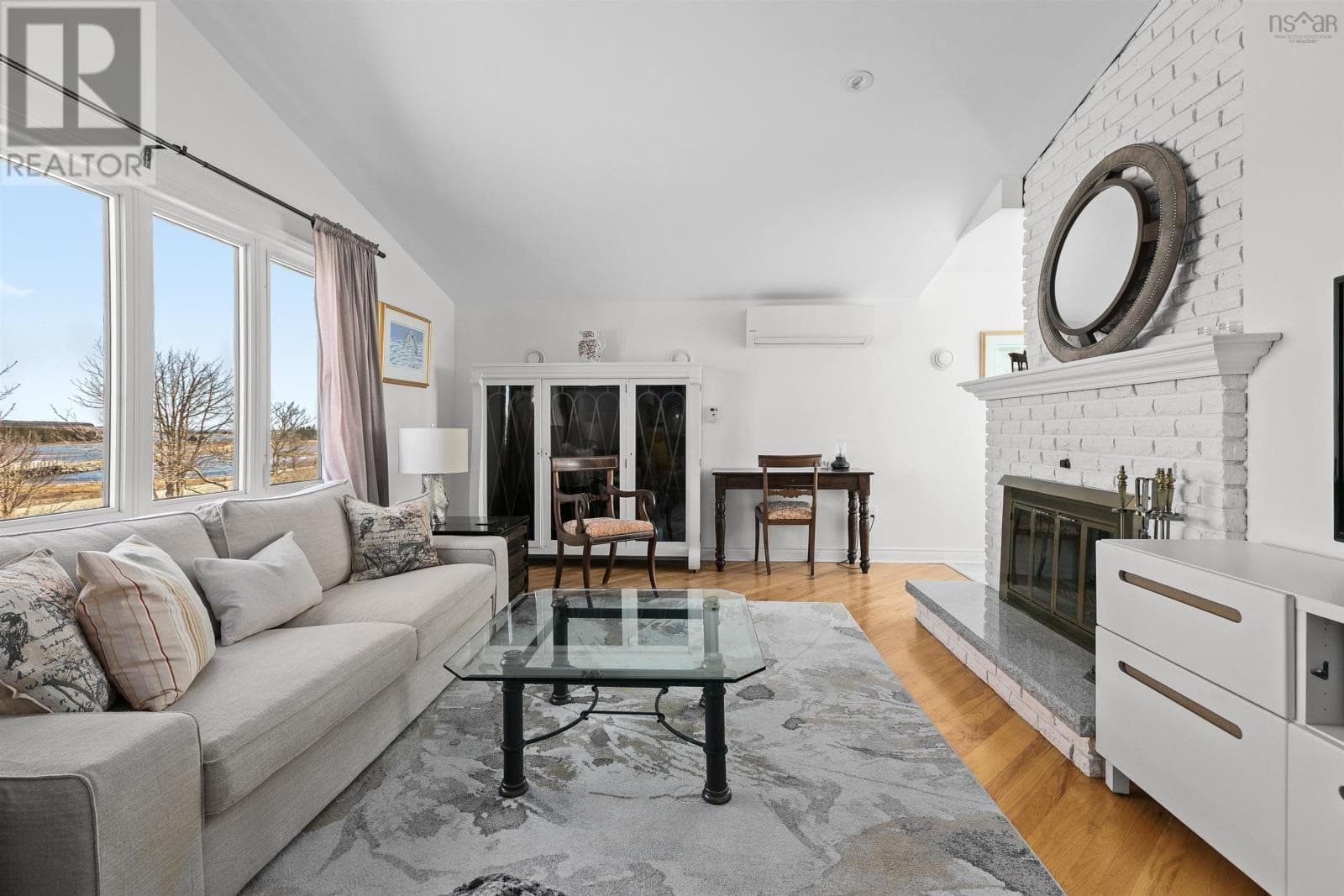 3930 Lawrencetown Road photo 4