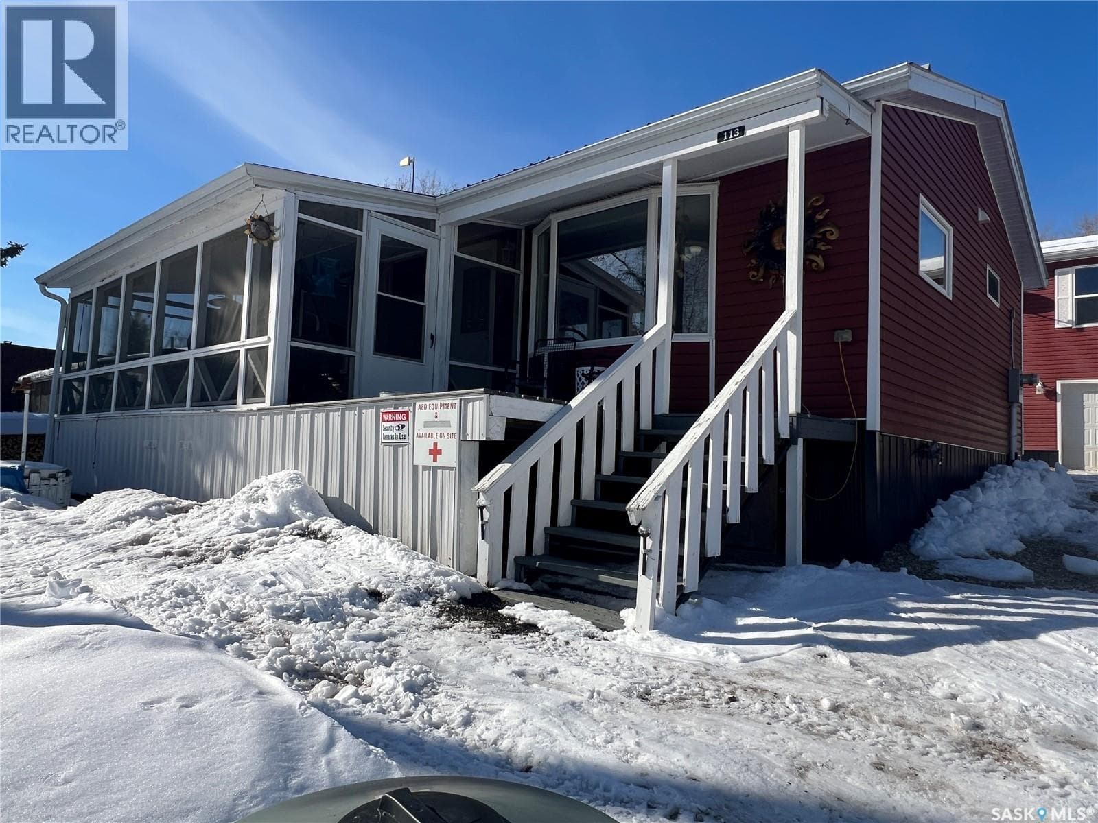 113 Poplar CRESCENT photo 3