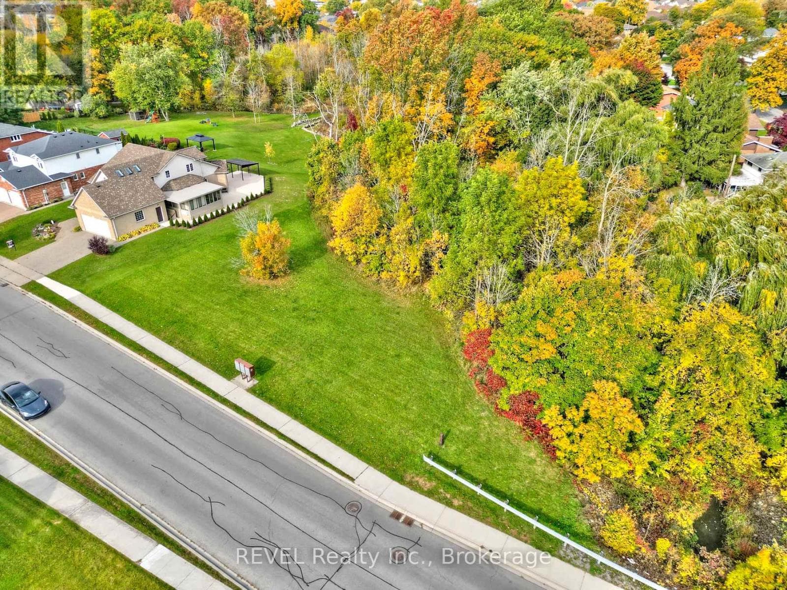55, 59 & 63 COLBECK DRIVE photo 4