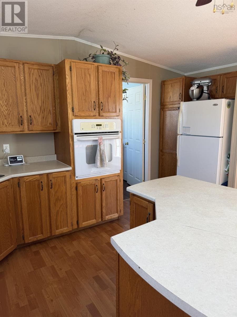 7 Cedarwood Ave, Glen Aire Estates photo 4