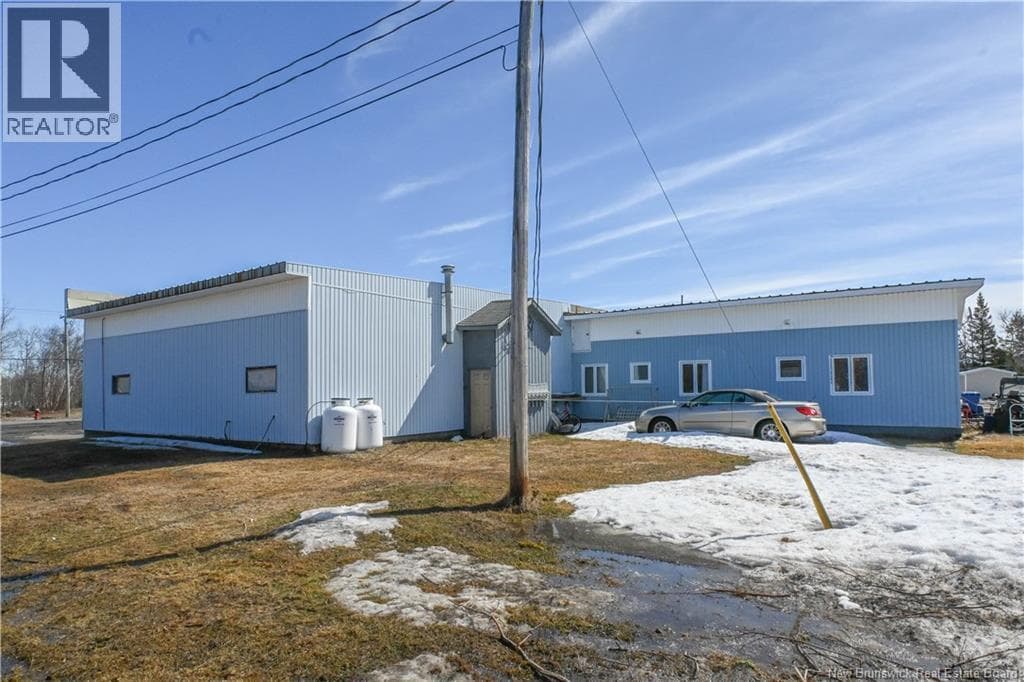 11 Haut-Shippagan Road photo 3