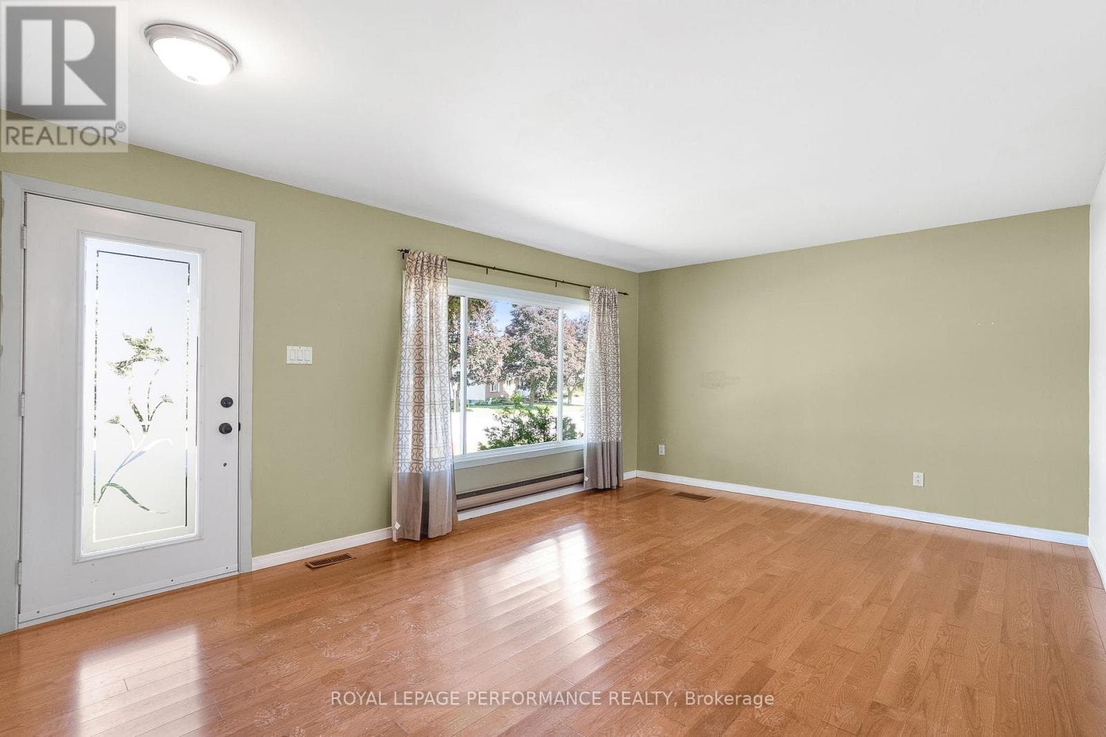 69 HOME AVENUE photo 2