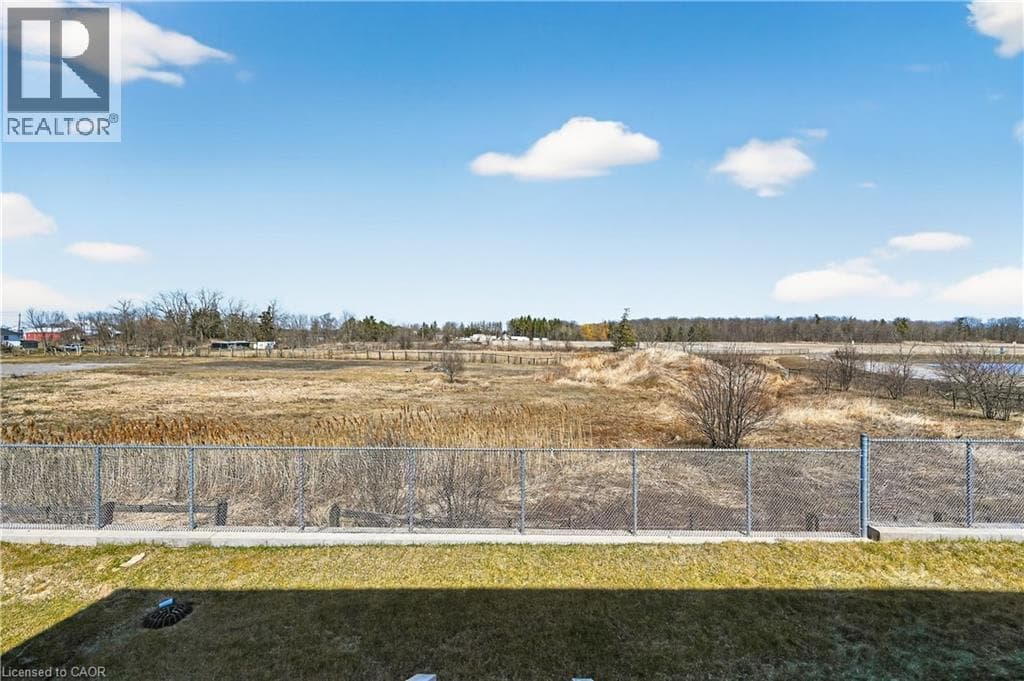 63 LLOYD DAVIES Way photo 2