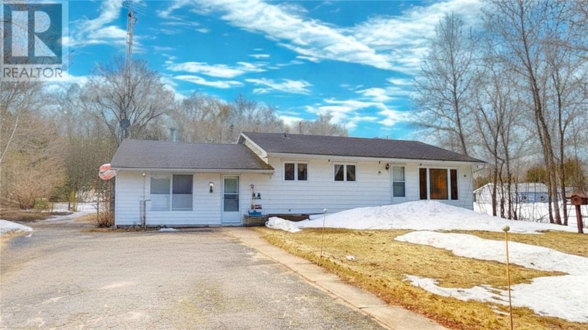 15905 Hwy 540 photo 4
