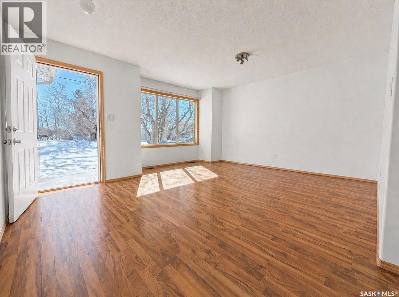 414 Lake STREET — photo 3